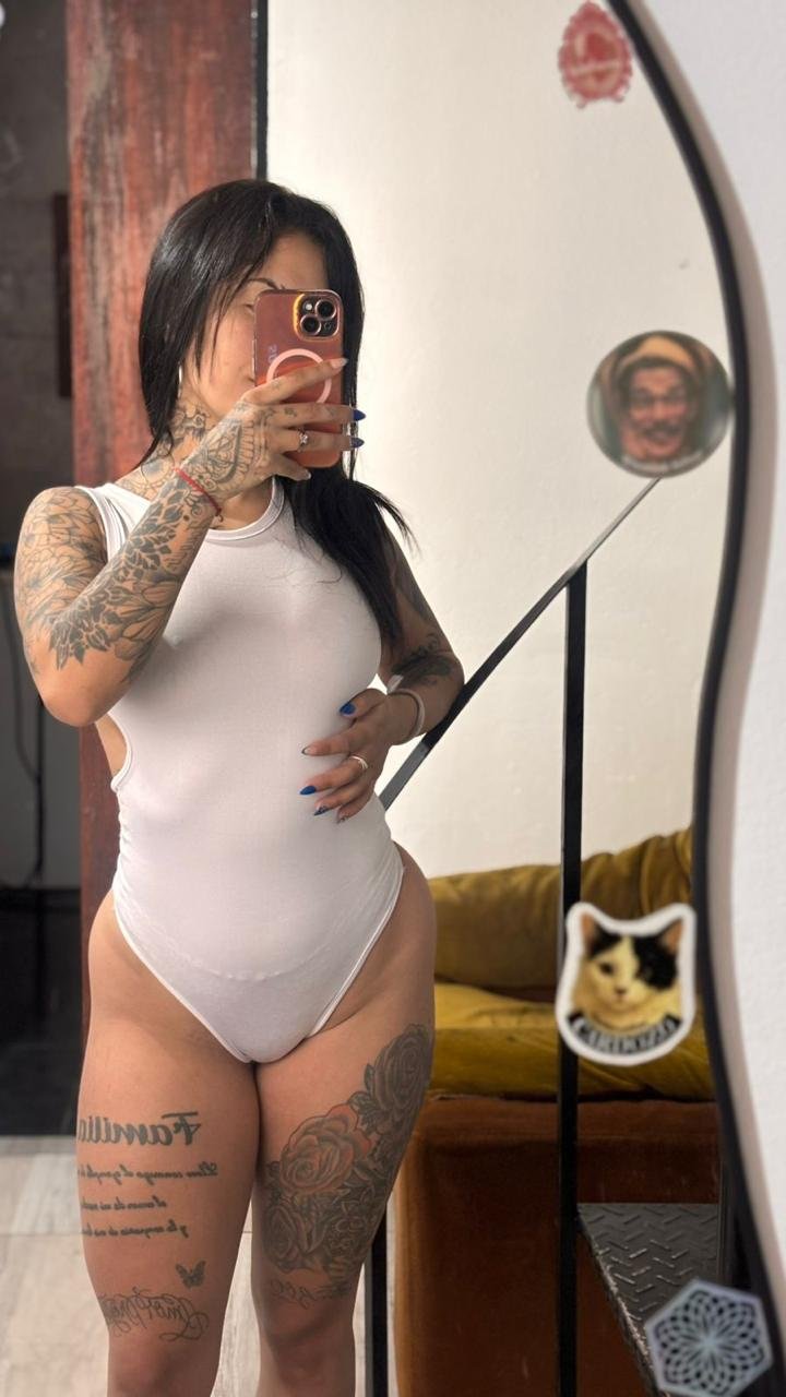 Lolu Ultra con ropa blanca